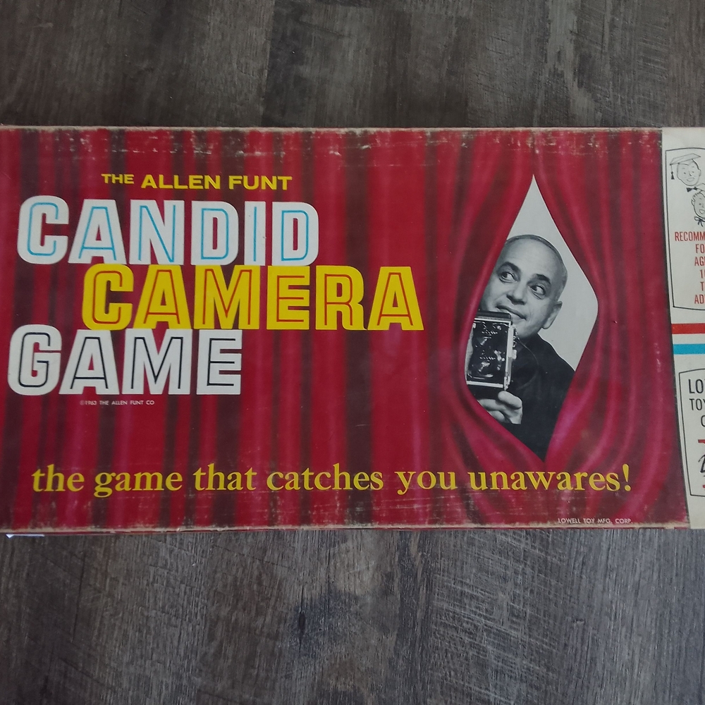 Candid Camera Game - Red